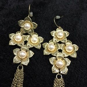 Jewelry - Chandelier Pearl Flower Gold Tone Earrings Jewelry - Chandelier Pearl Flower Gold Tone Earrings
