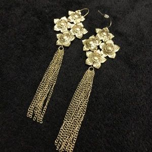 Jewelry - Chandelier Pearl Flower Gold Tone Earrings Jewelry - Chandelier Pearl Flower Gold Tone Earrings