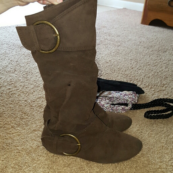 Boots - Picture 2 of 2