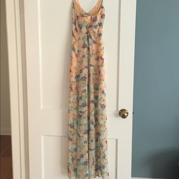 UO peach floral maxi w/ button detail - Picture 2 of 3