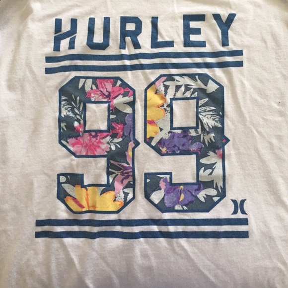 💕Cute graphic t shirt💕 - Picture 2 of 2