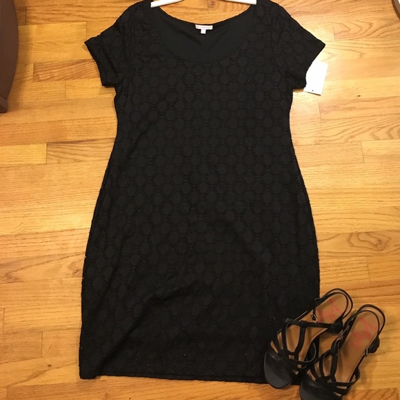 NWT Beautiful Black Eyelet dress 💜