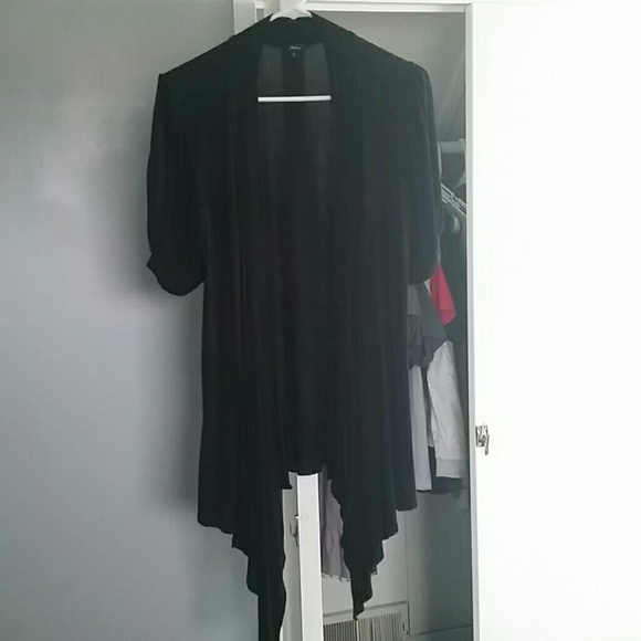 Black short sleeved light sweater