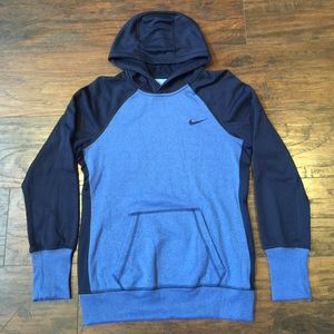 Nike two-tone therma-fit hoodie