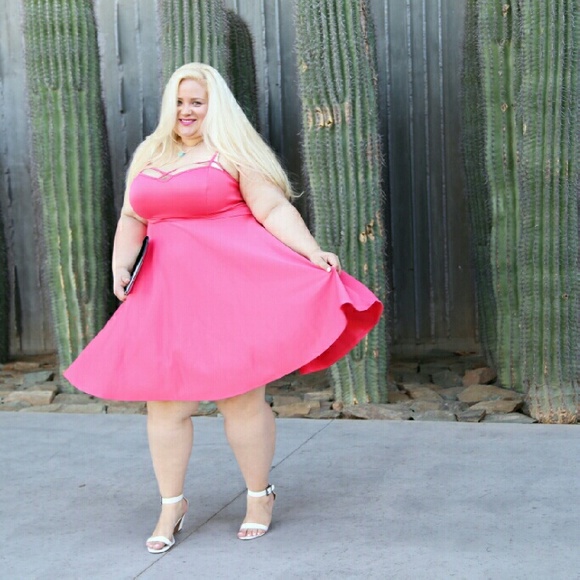 Dresses & Skirts - Pink skirt