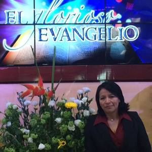 Meet your Posher, Zayra