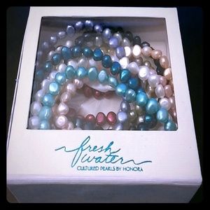 Fresh water cultured pearls by Honora
