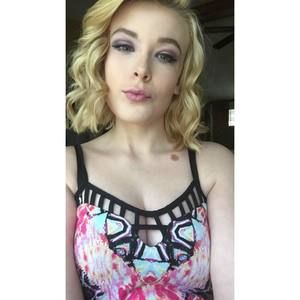 Meet your Posher, Whitley