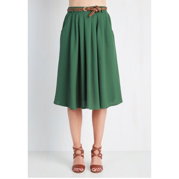 Modcloth Breathtaking Tiger Lilies Skirt- Green