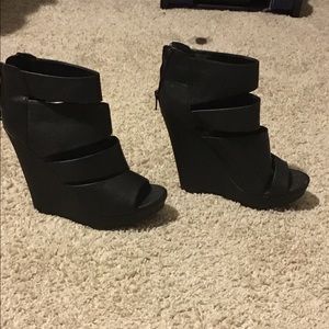 Aldo Wedges