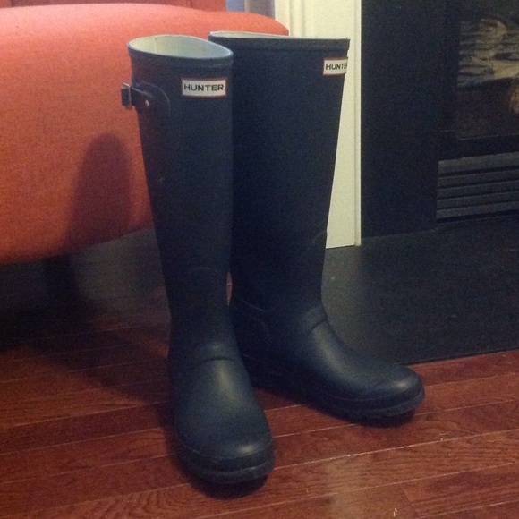 Navy Hunter Boots