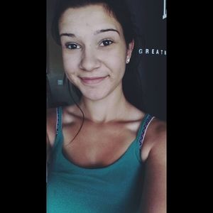 Meet your Posher, Gabrielle