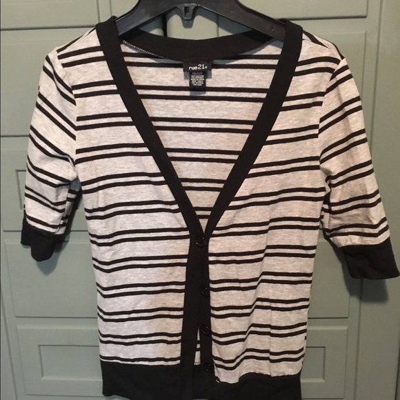 Rue 21 button down top.