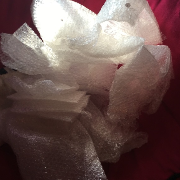 BUBBLE WRAP