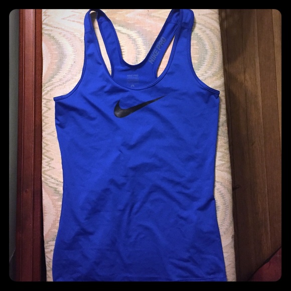 Nike Pro running tank