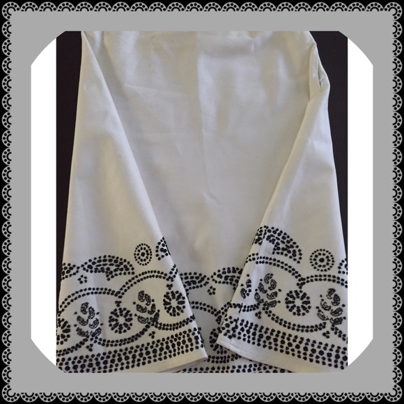 White House Black Market Skirt