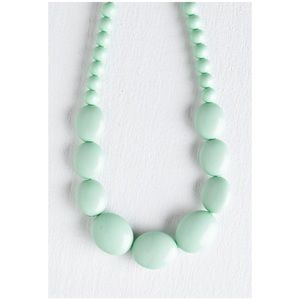 Modcloth Bright and Baubly Necklace in Mint