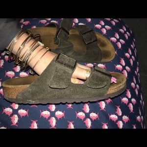 Dark brown birkenstock's