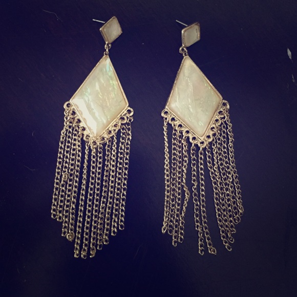 🎀make offer🎀 iridescent chandelier earring