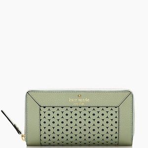 Mercer Isle Lacey Mint Zip wallet