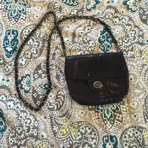 The limited shoulder bag.