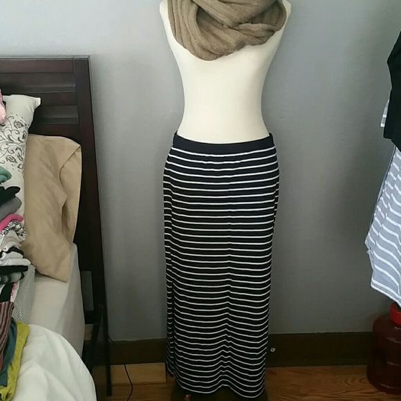 GAP striped long skirt