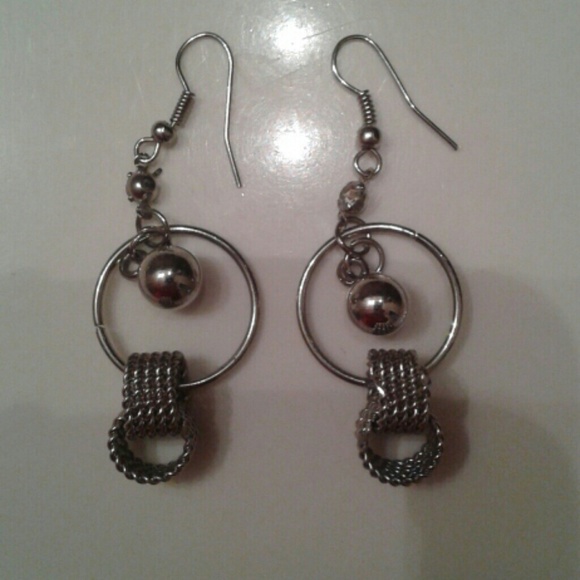 Dangle earrings