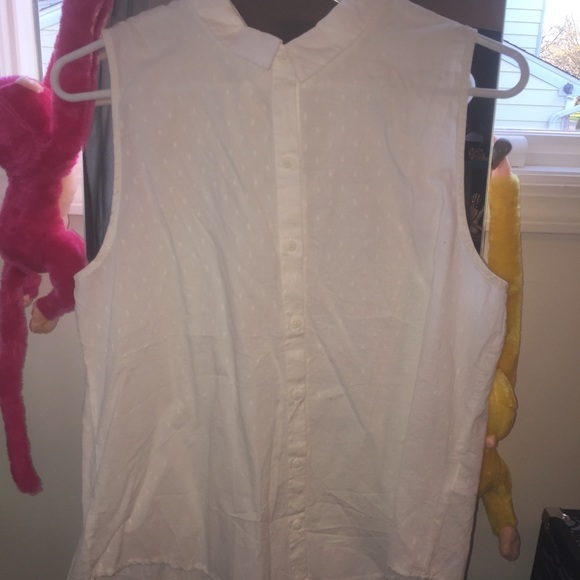 H&M collared button down tank top.