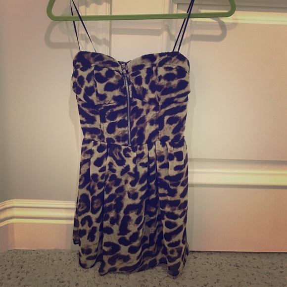 Very cute cheetah romper!