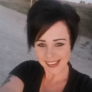 Meet your Posher, Marchelle