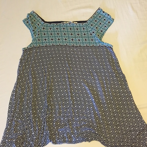Cute summer top by Max Studio