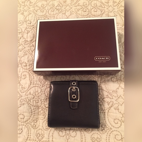 COACH Black Leather Bi-fold Wallet