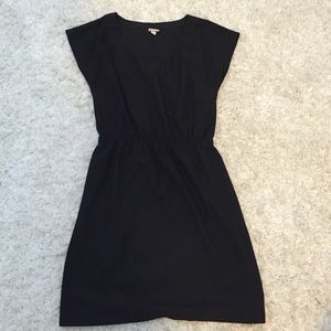 Medium black Merona dress with cinched waist