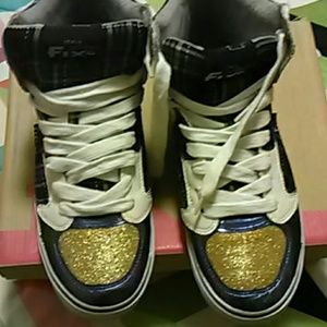 Steve Madden Sneakers