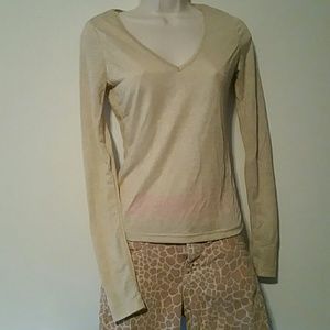 Silence and noise uo small golden shimmer top