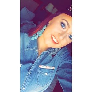 Meet your Posher, Bailey jo