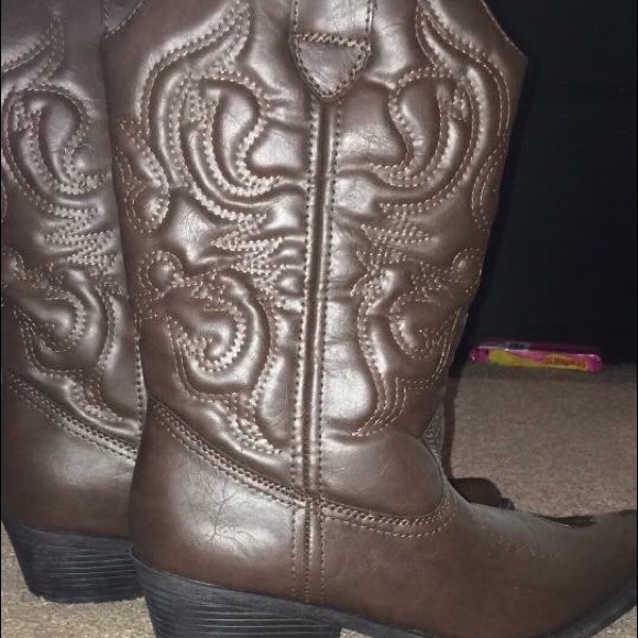 Rampage cowboy boots