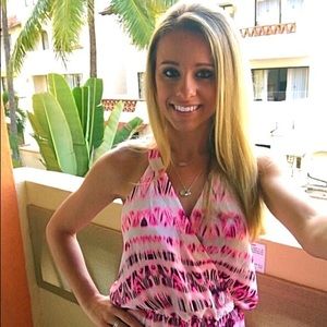 Meet your Posher, Danielle