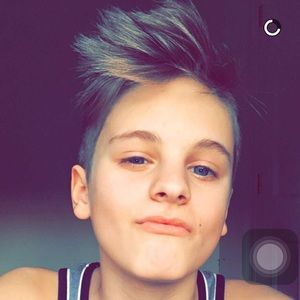 Meet your Posher, Lilli