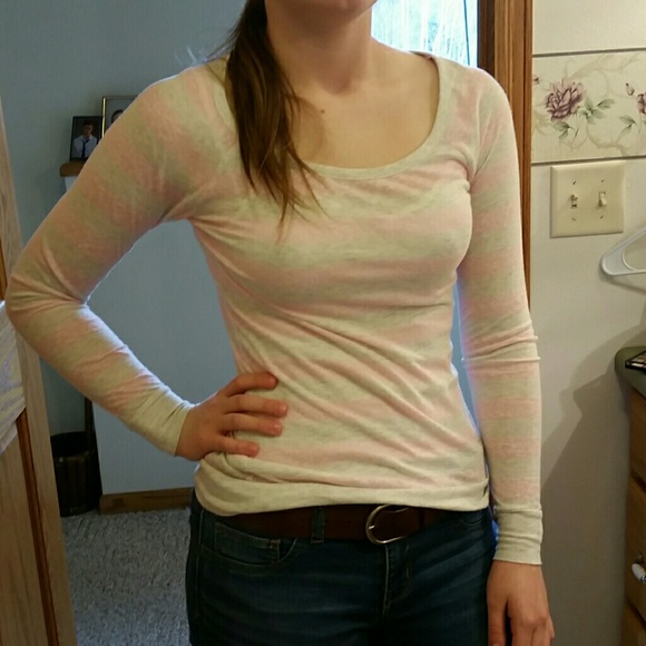 Lightweight long sleeve pink