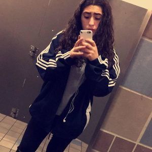 Meet your Posher, Katelyn