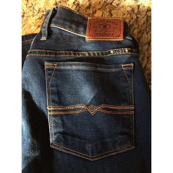 LUCKY BRAND | Jeans 🍀 - Picture 2 of 5