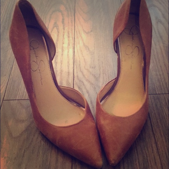 Distressed camel heels