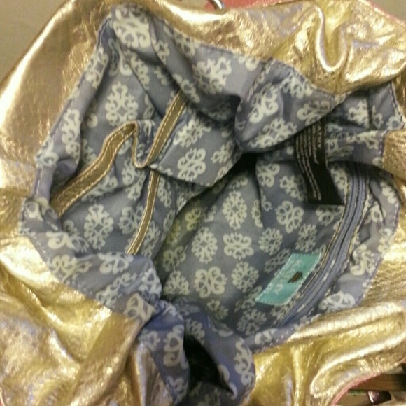 Handbag - Picture 3 of 4
