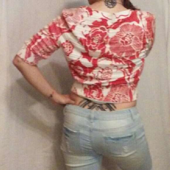 PERFECT FOR SUMMER! - Picture 3 of 3