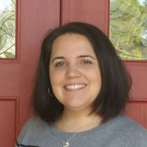 Meet your Posher, Hollie