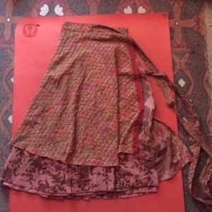 Reversible silk patterned skirt