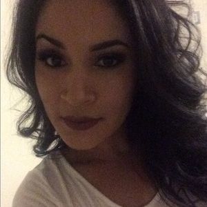 Meet your Posher, Norma