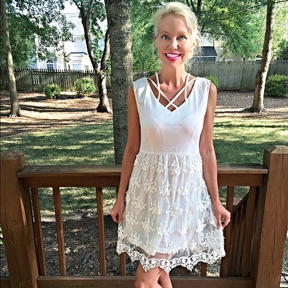 white chiffon/crochet overlay dress! LAST CHANCE - Picture 2 of 4