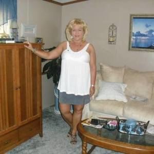 Meet your Posher, Carolyn